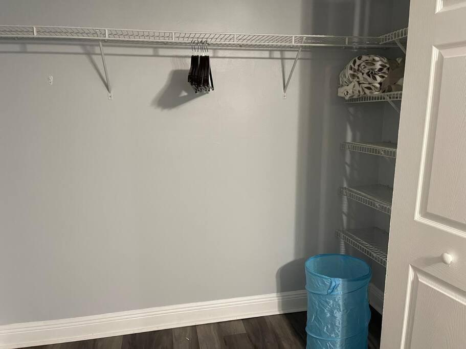 Cheerful 3-Bedrooms With Free Parking On Premises Tallahassee Eksteriør bilde