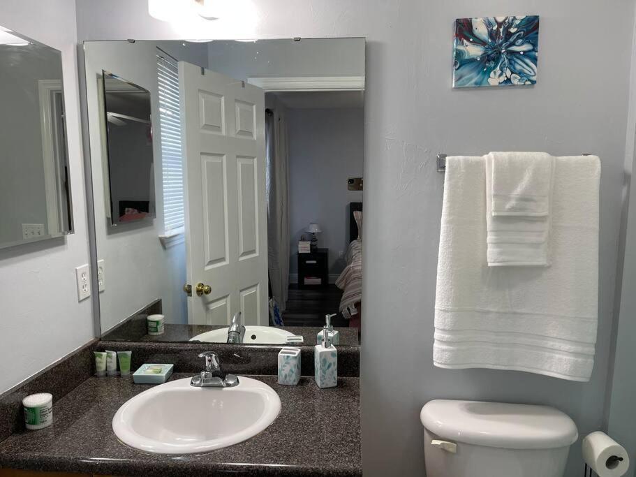 Cheerful 3-Bedrooms With Free Parking On Premises Tallahassee Eksteriør bilde