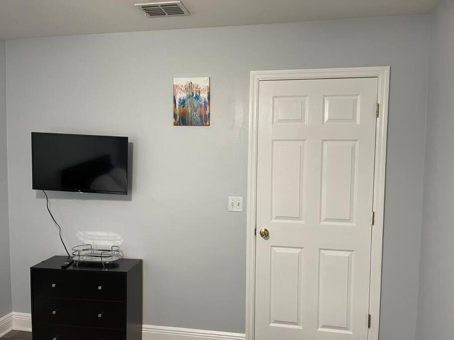 Cheerful 3-Bedrooms With Free Parking On Premises Tallahassee Eksteriør bilde