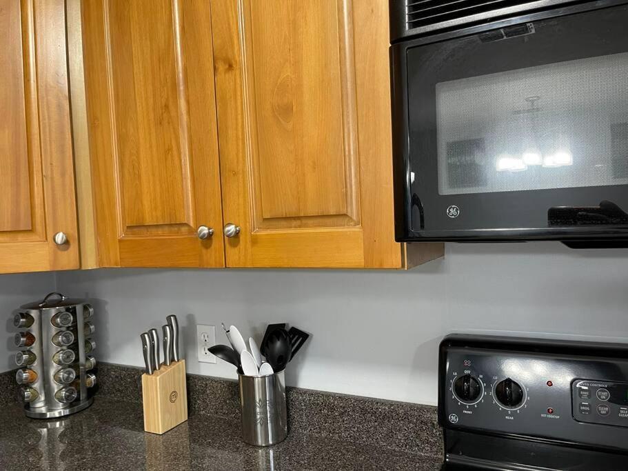 Cheerful 3-Bedrooms With Free Parking On Premises Tallahassee Eksteriør bilde